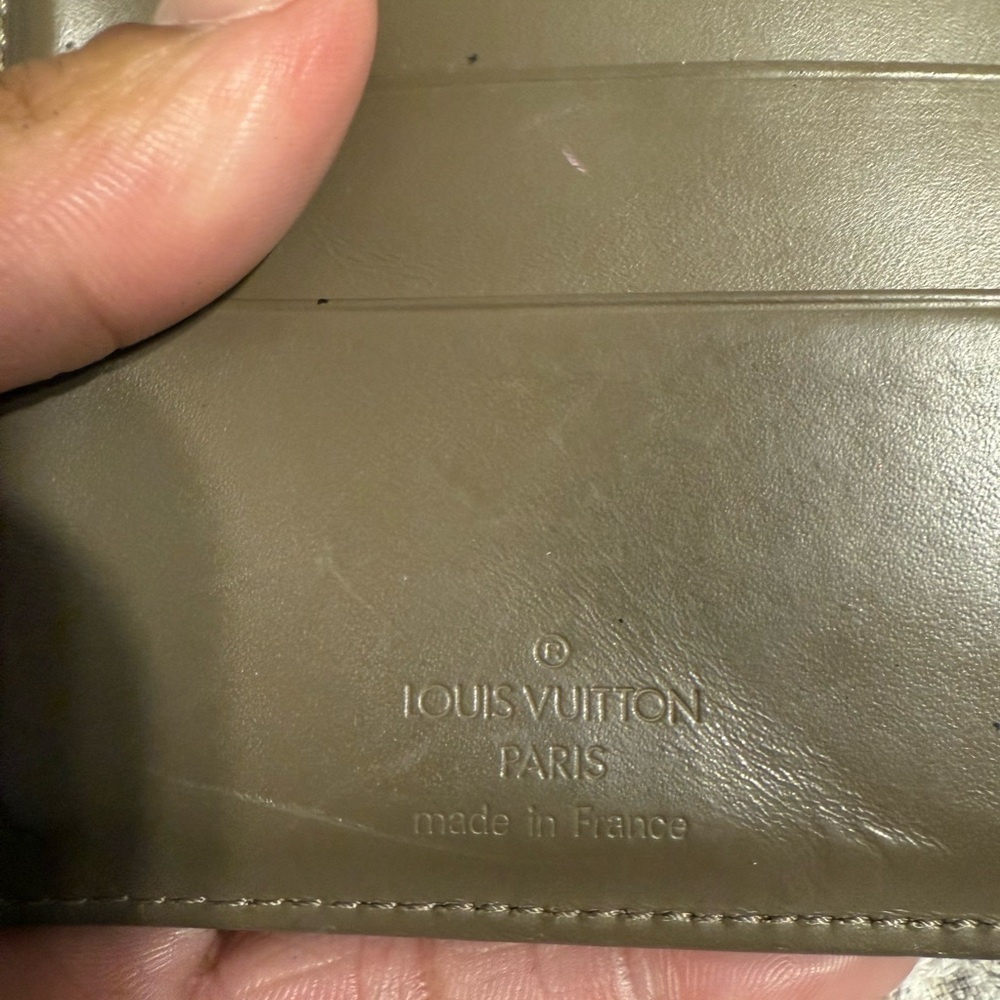 Louis Vuitton Epi Portefeuille Tri Fold - Picture 10 of 14
